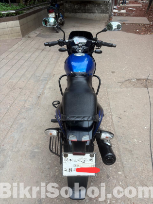 PULSAR 150
